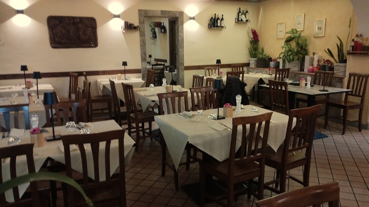 Ristorante Pizzeria Tre Di Cuori